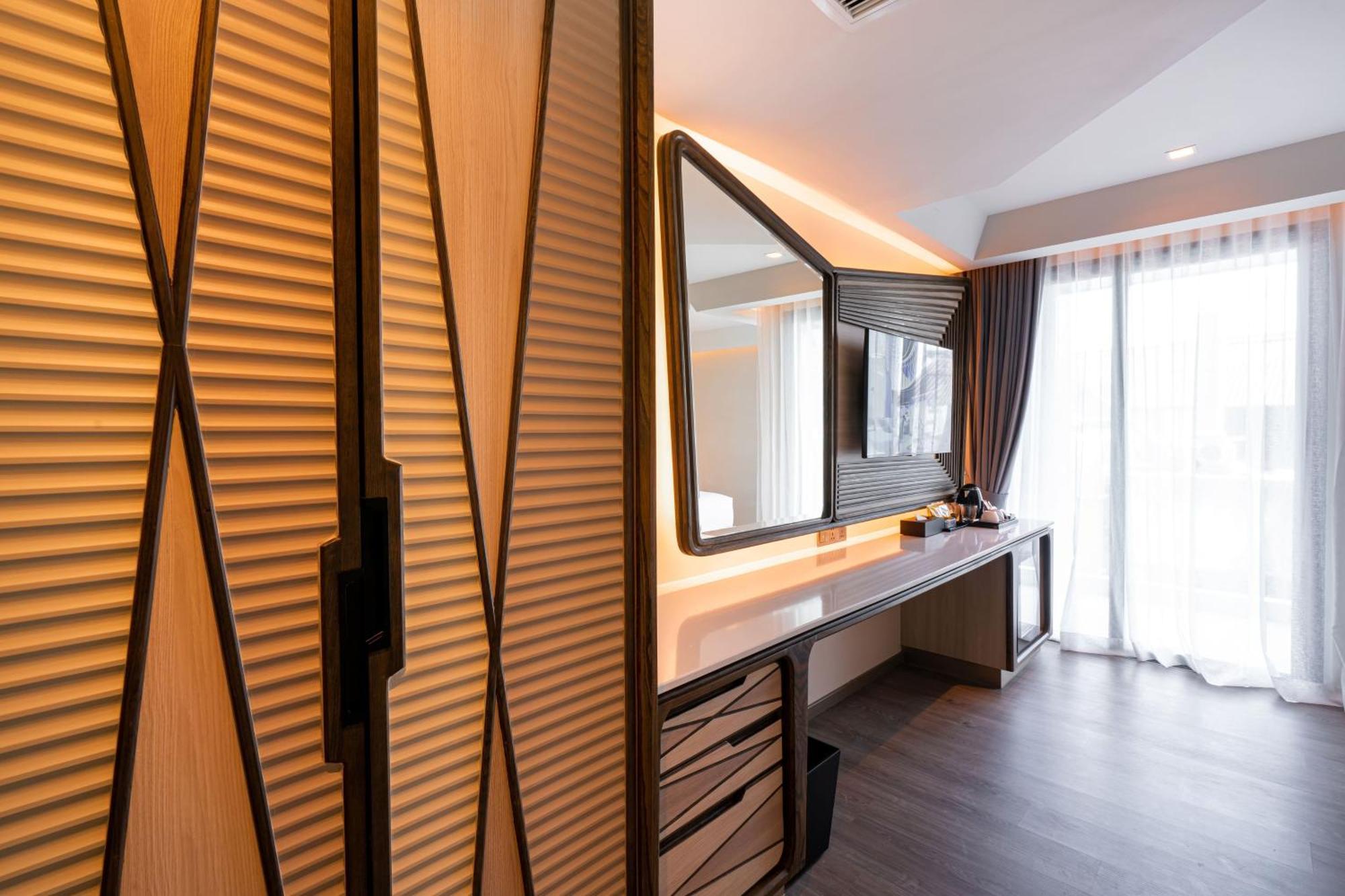 Amethyst Hotel Паттайя Экстерьер фото